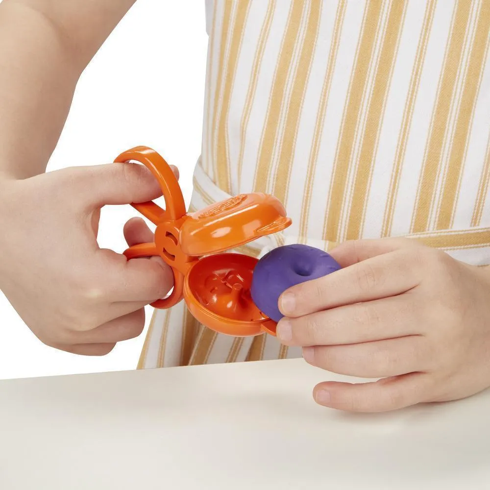 Play-Doh Kitchen Creations Delightful Donuts Set with 4 Colours