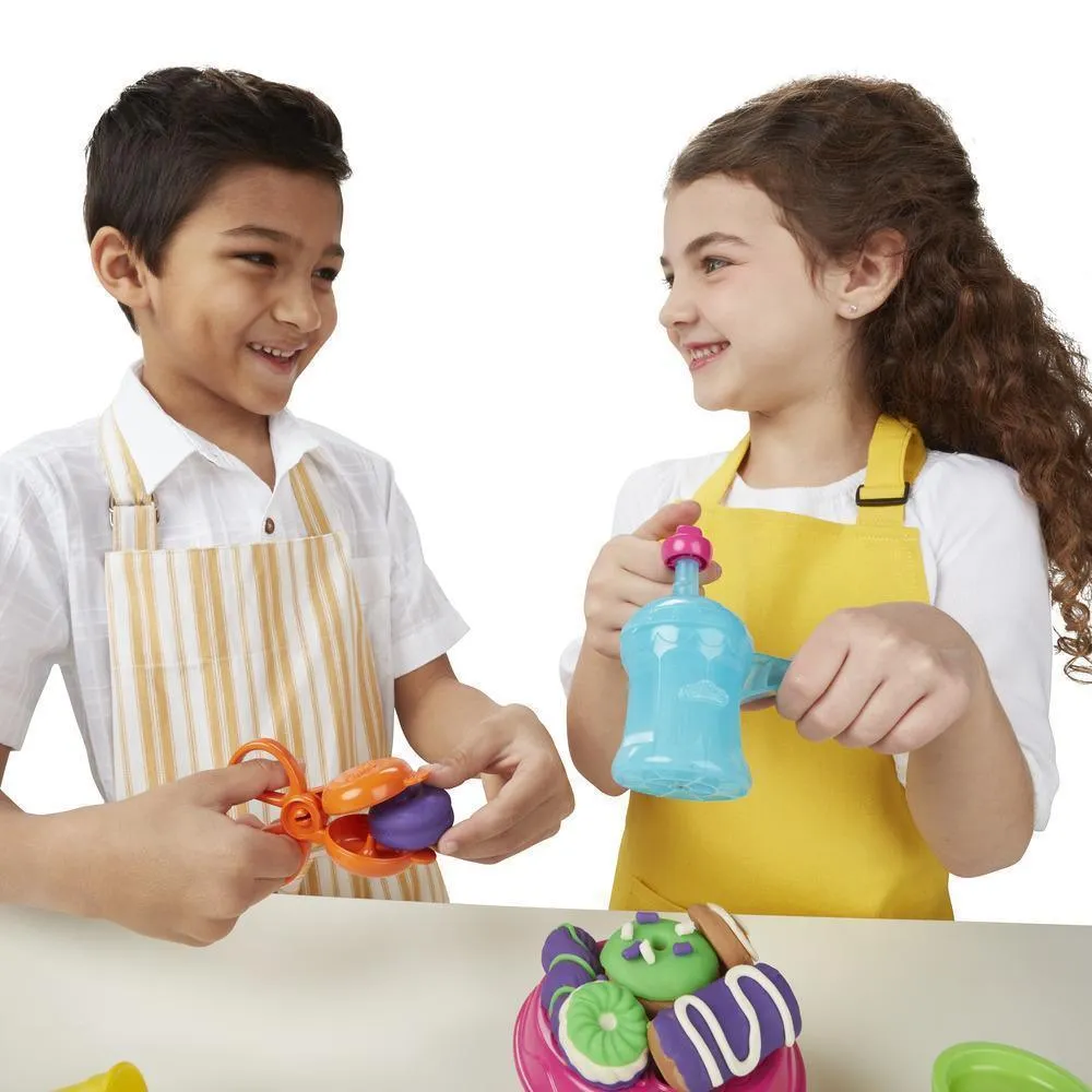 Play-Doh Kitchen Creations Delightful Donuts Set with 4 Colours