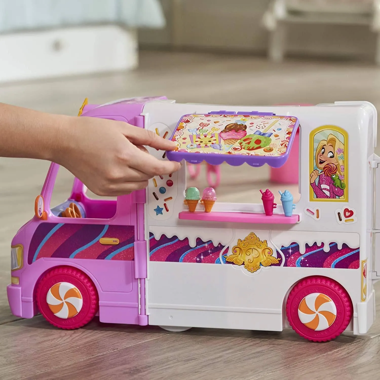 Disney Princess Comfy Squad Sweet Treats Truck, Playset