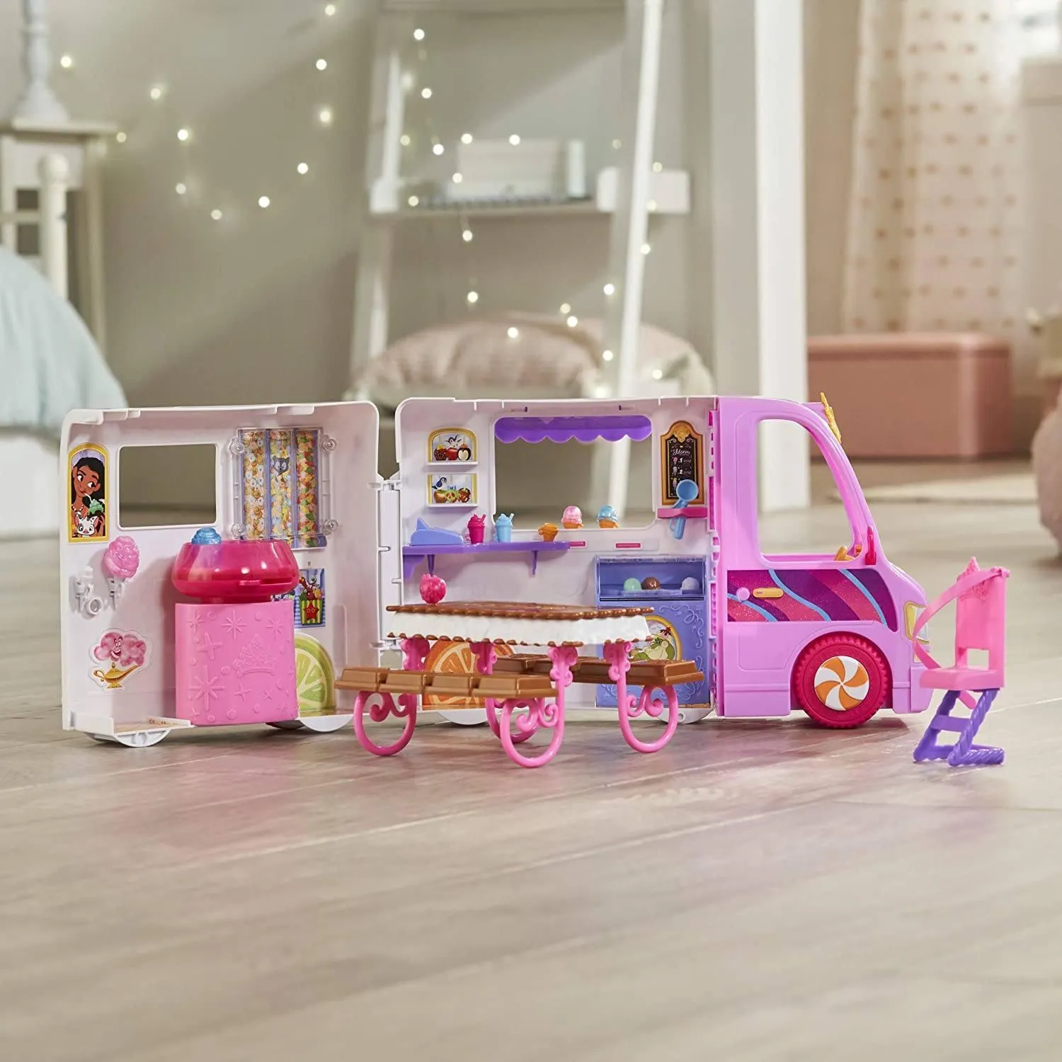 Disney Princess Comfy Squad Sweet Treats Truck, Playset