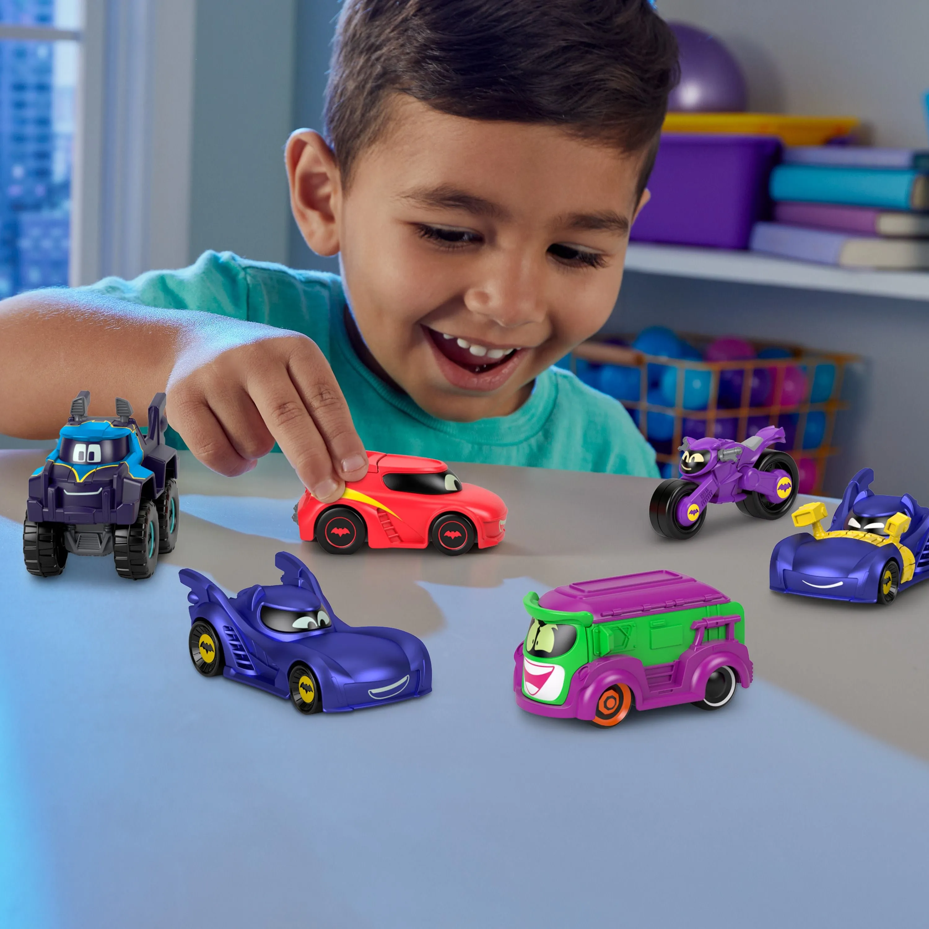 Fisher Price Batwheels 155 Diecast Prank The Joker Van