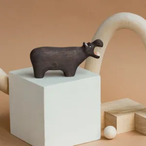 Iz Vetvey | Wooden Hippo