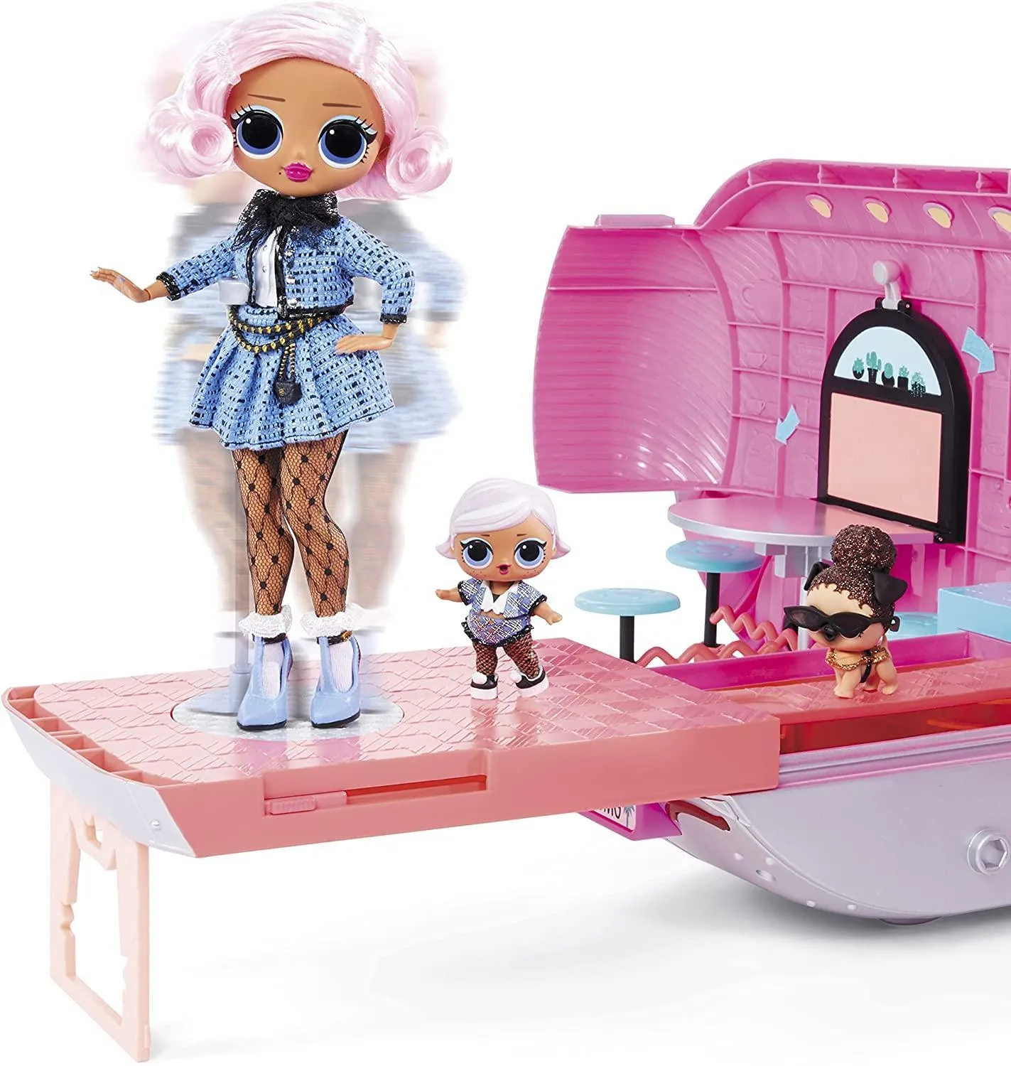 LOL Surprise! OMG Glamper Fashion Camper with 50  Surprises