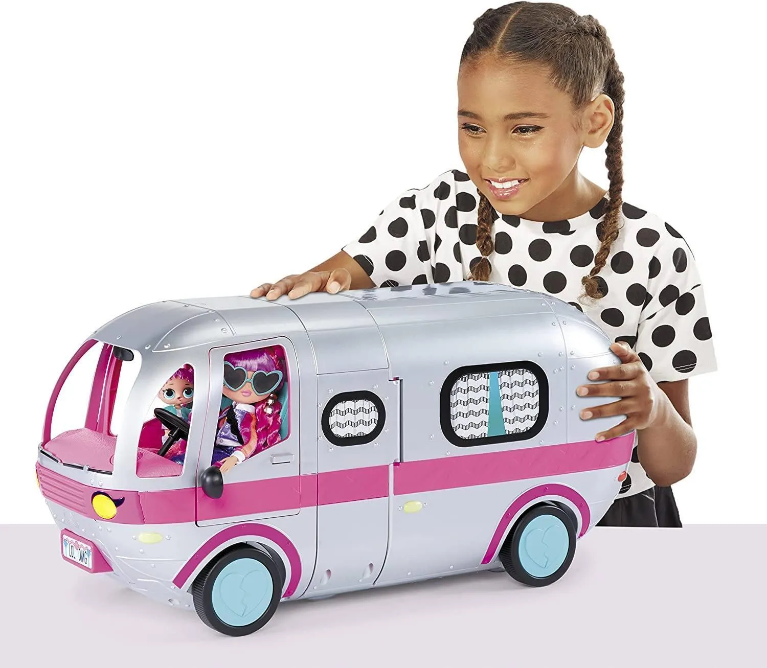 LOL Surprise! OMG Glamper Fashion Camper with 50  Surprises
