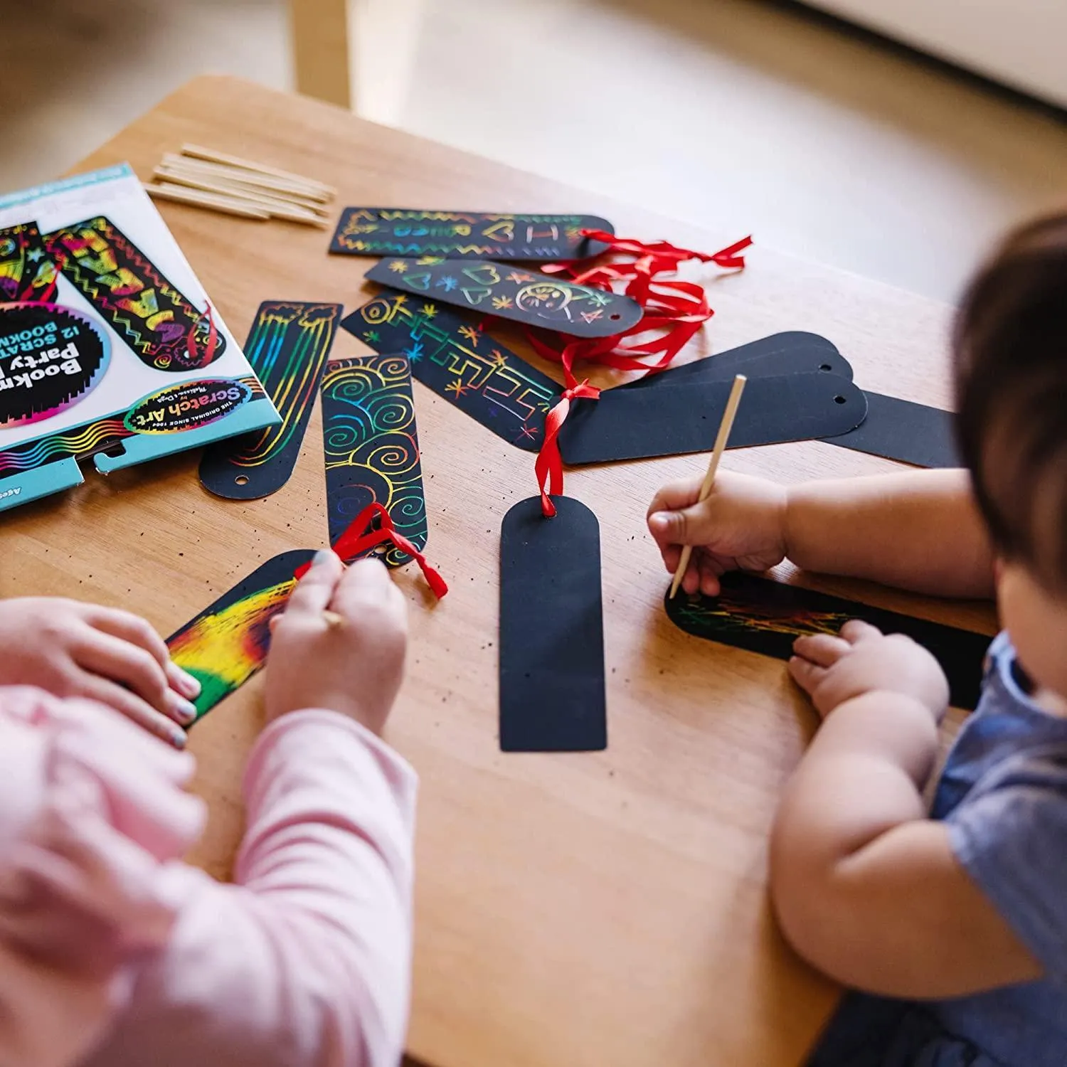 Melissa & Doug Bookmark Scratch Art Party Pack