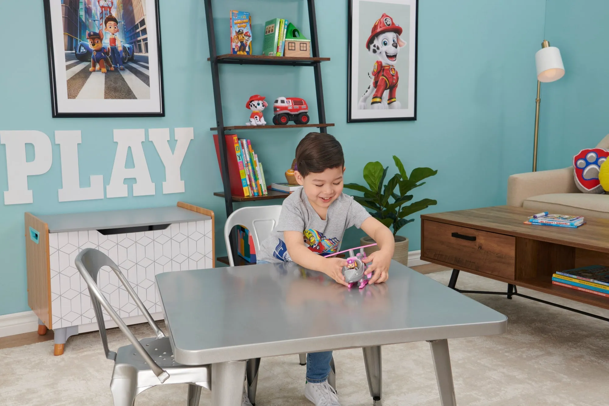 PAW Patrol The Movie Themed Vehicle Skye Deluxe Vehicle