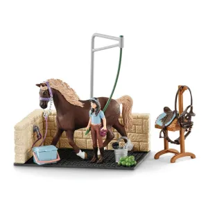 Schleich Horse Club Washing Area With Emily & Luna