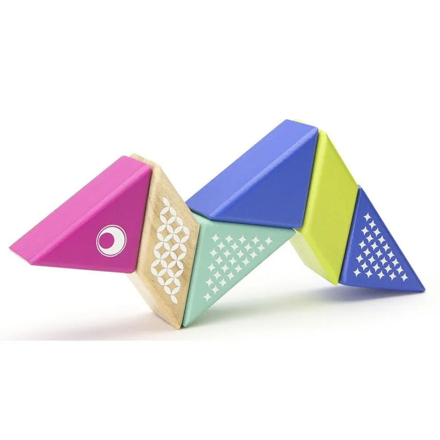 Tegu Travel Pal Hummingbird Magnetic Wooden Blocks