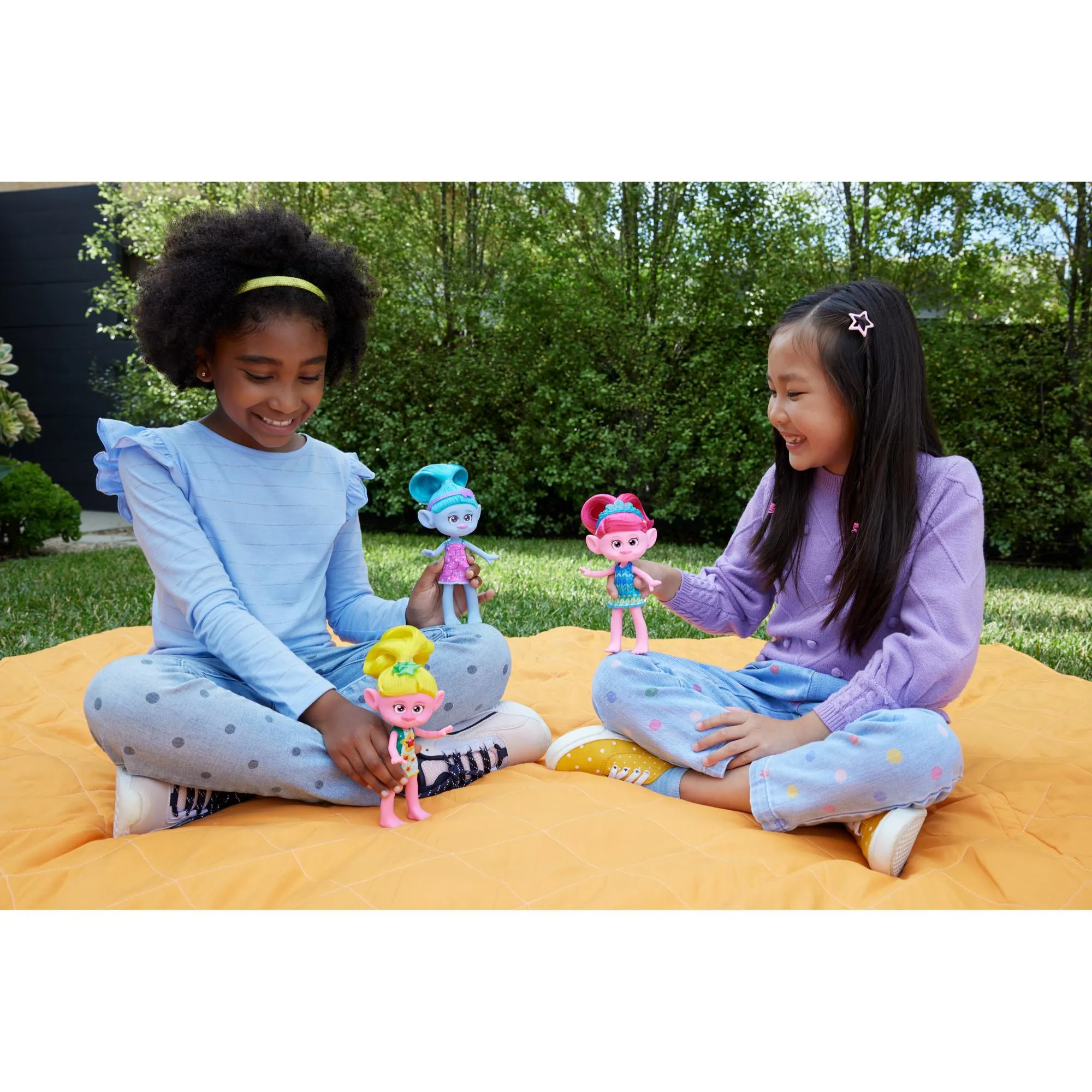Trolls 3 Band Together Trendsettin Doll - Queen Poppy